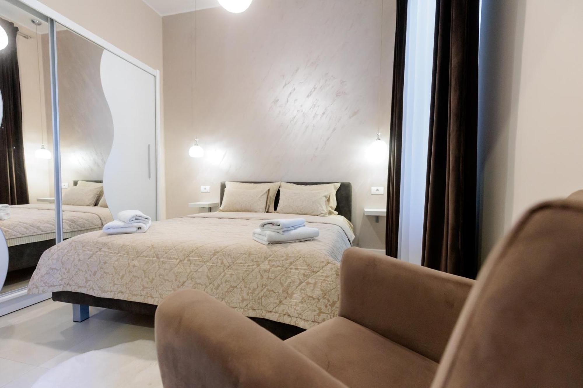 Apartman Mirakul 苏博蒂察 外观 照片